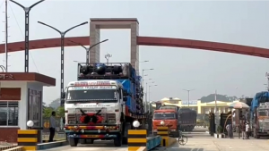 দেশে আসছে চালের পর চাল, বেনাপোল দিয়ে ঢুকলো আরও ৪২০ টন