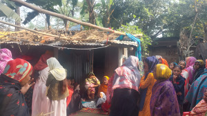 বাবা-মায়ের সঙ্গে ঘুমানো শিশুর মৃত্যু নিয়ে ধোঁয়াশা