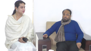 এবারও জি এম কাদেরের বিপরীতে তৃতীয় লিঙ্গের রানী