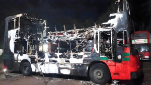 দুর্বৃত্তদের দেওয়া আগুনে পুড়ল ২ বাস