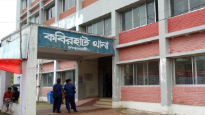 কড়ই গাছে মিলল মাদক কারবারির ঝুলন্ত লাশ