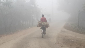 শীতে কাঁপছে পঞ্চগড়, টানা ৩ দিন তাপমাত্রা ১০ ডিগ্রির ঘরে