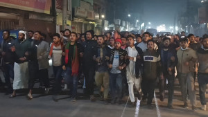 লক্ষ্মীপুরে হাদির হত্যাকারীদের ফাঁসির দাবিতে বিক্ষোভ