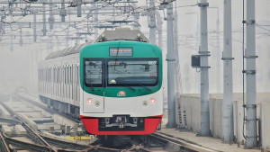 নির্ধারিত সময় অনুযায়ীই চলবে মেট্রোরেল