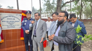 কোন অপশক্তি নির্বাচন বিঘ্নিত করতে পারবে না: খুলনা বিভাগীয় কমিশনার