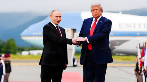 যুক্তরাষ্ট্রের নতুন নিরাপত্তা কৌশলে উচ্ছ্বসিত রাশিয়া, উদ্বেগ ইউরোপের