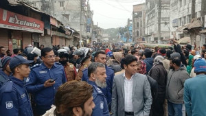 বিএনপির মিছিলে ককটেল বিস্ফোরণ, বিজেপি অফিস ভাঙচুর