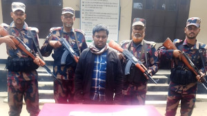 বাংলাদেশে প্রবেশের চেষ্টাকালে ভারতীয় আটক