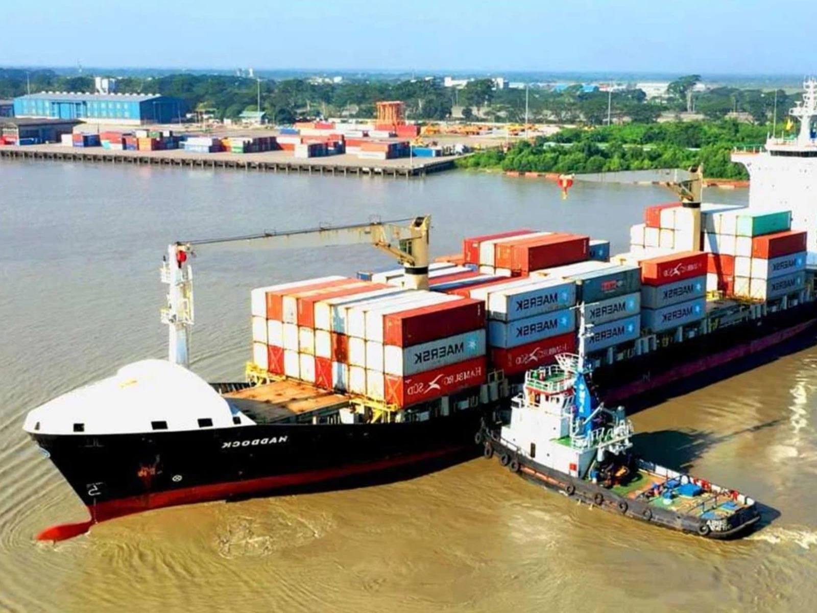 আন্দোলনের ধাক্কায় এক বন্দরে রাজস্ব ক্ষতি হাজার কোটি টাকা