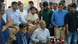 আ. লীগ পতনের স্মরণে ৫ আগস্ট ‘গণ-অভ্যুত্থান দিবস’ ঘোষণা