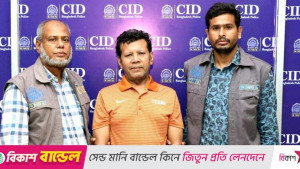 সাবেক মেয়র তাপসের ঘনিষ্ঠ সহকর্মী গ্রেপ্তার