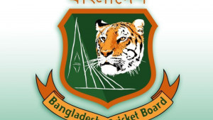 শুরুতেই বিপদে বাংলাদেশ, দ্রুত উইকেট পতন