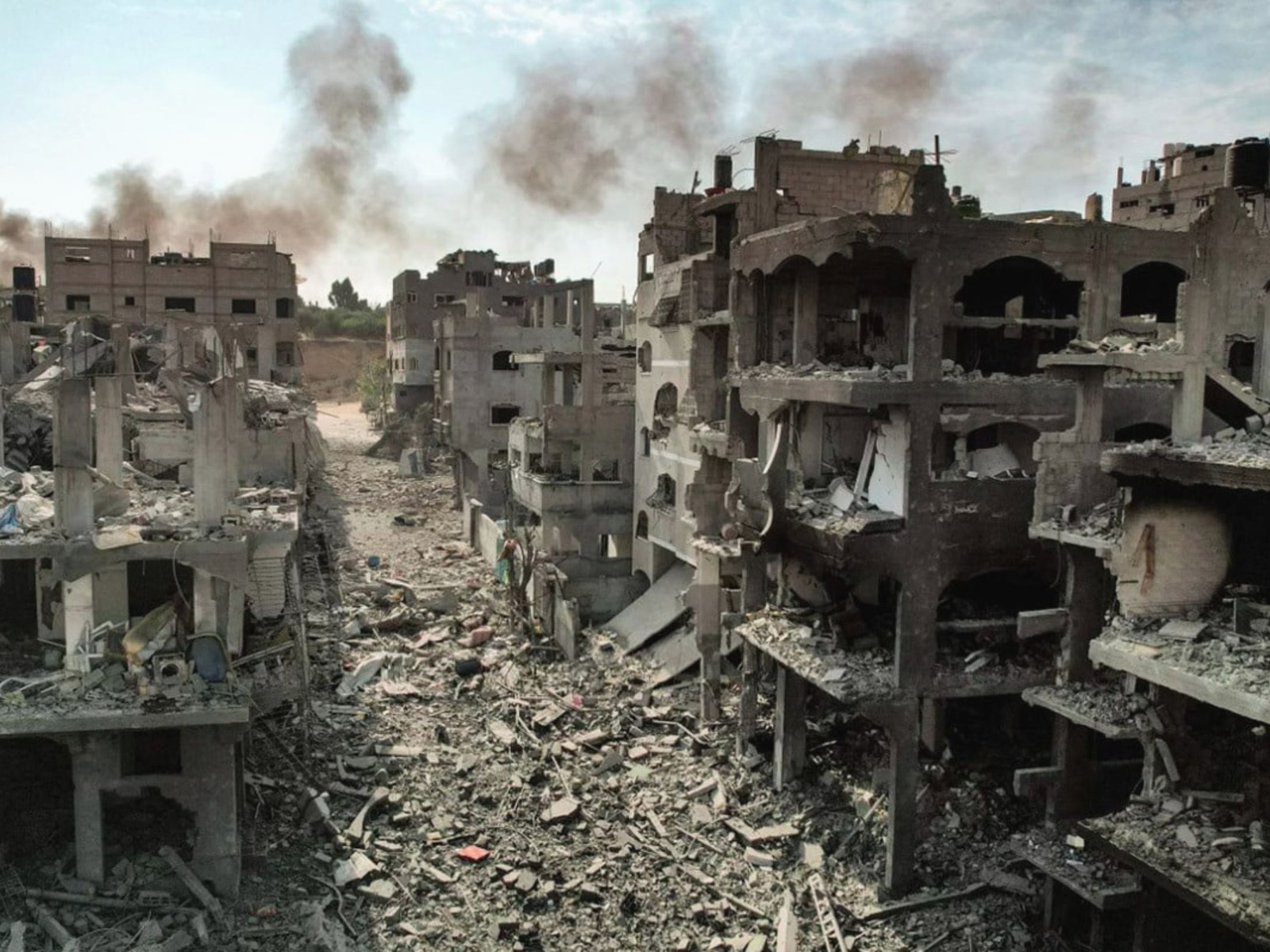 গাজায় ইসরায়েলি হামলা অব্যাহত, প্রাণ গেল আরও ৮৯ জনের গাজায় ইসরায়েলি হামলা অব্যাহত, প্রাণ গেল আরও ৮৯ জনের