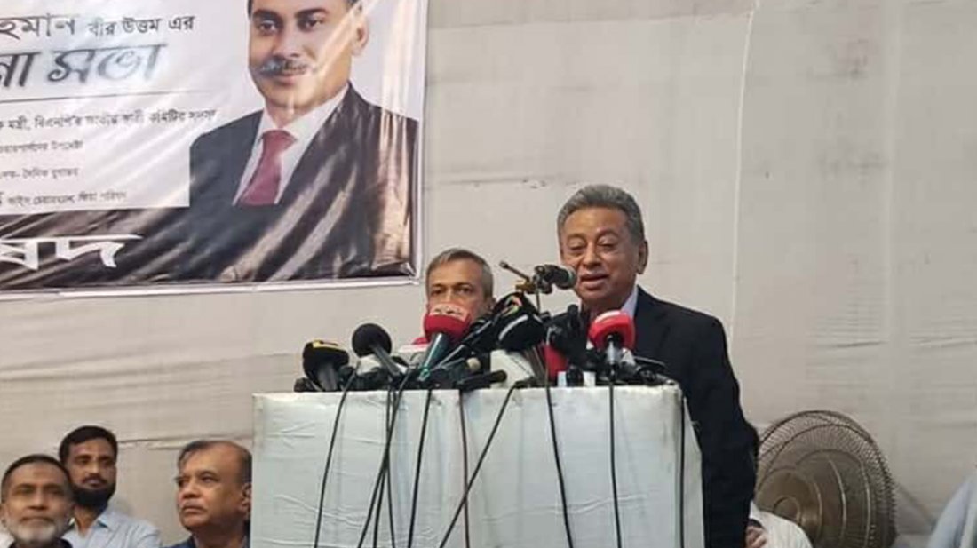 ডিসেম্বরের মধ্যে অবশ্যই নির্বাচন হতে হবে: আমির খসরু
