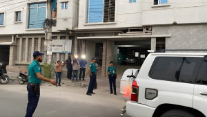 বাসায় ঢুকে বিচারকের ছেলেকে হত্যা