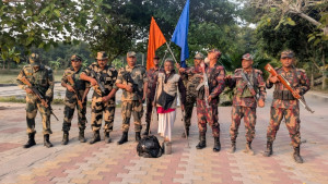 বিজিবি-বিএসএফ বৈঠক ফেরাল বাংলাদেশিকে