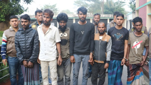 বৈদ্যুতিক মিটার চুরি করে মোবাইল নম্বর দিয়ে আসতেন তারা