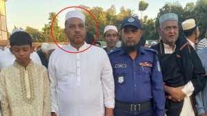 প্যারোলে মুক্তি পেয়ে ভাইয়ের জানাজায় যুবলীগ নেতা