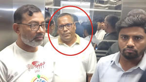 শেখ হাসিনার পক্ষে পোস্ট, ঢাবির ডেপুটি রেজিস্ট্রার আটক