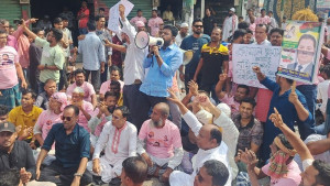 বিএনপি নেতার মনোনয়ন স্থগিতে উত্তাল শিবচর