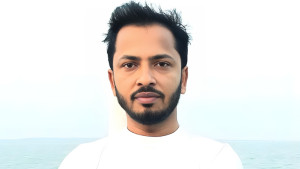 চবিতে সহকারী রেজিস্ট্রারকে পুলিশে দিলেন শিবিরের নেতাকর্মীরা