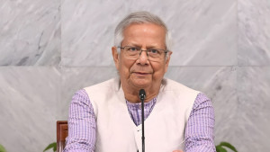 কড়াইল অগ্নিকাণ্ডে ক্ষতিগ্রস্তদের সহায়তার আশ্বাস প্রধান উপদেষ্টার