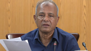 এসপি নিয়োগে মেধাবীরা বাদ পড়েনি: স্বরাষ্ট্র উপদেষ্টা