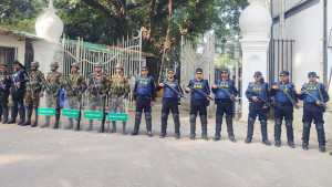 ট্রাইব্যুনালে কড়া নিরাপত্তা