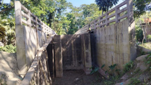 আড়াই কোটি টাকার সেতু পড়ে আছে অচল হয়ে!