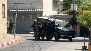 বিয়ের আনন্দে বিষাদ, গাড়ি থামিয়ে বরকে নিয়ে গেল ইসরায়েলি সেনারা