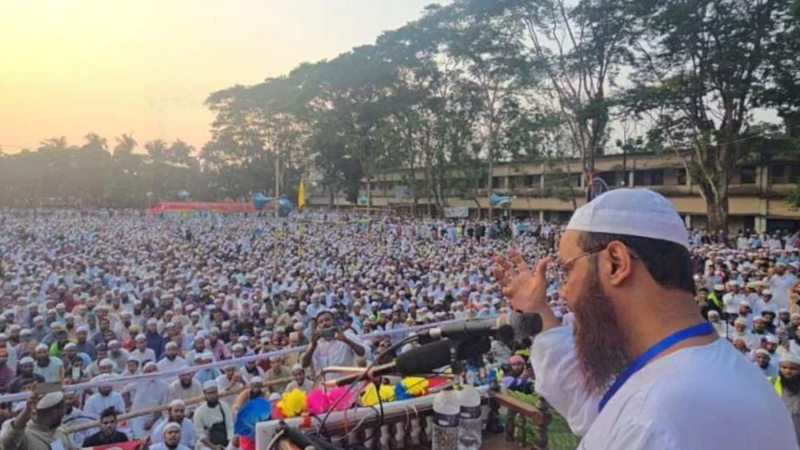 বিএনপি ক্ষমতায় গেলে সুন্দরী নারীরা রাস্তায় বের হতে পারবে না: ফয়জুল করিম বিএনপি ক্ষমতায় গেলে সুন্দরী নারীরা রাস্তায় বের হতে পারবে না: ফয়জুল করিম