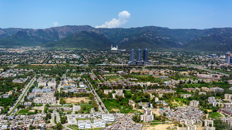 ভূমিকম্পে কেঁপে উঠল পাকিস্তান ভূমিকম্পে কেঁপে উঠল পাকিস্তান