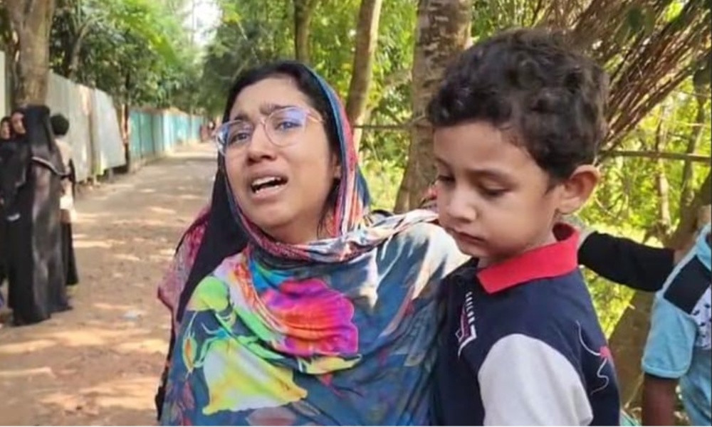 মেট্রোরেলে চাকরি পাচ্ছেন নিহত কালামের স্ত্রী মেট্রোরেলে চাকরি পাচ্ছেন নিহত কালামের স্ত্রী