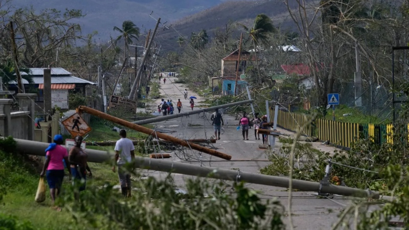 ক্যারিবীয় অঞ্চলে ‘মেলিসা’র ব্যাপক ধ্বংসযজ্ঞ, প্রাণ গেল ২৫ জনের ক্যারিবীয় অঞ্চলে ‘মেলিসা’র ব্যাপক ধ্বংসযজ্ঞ, প্রাণ গেল ২৫ জনের