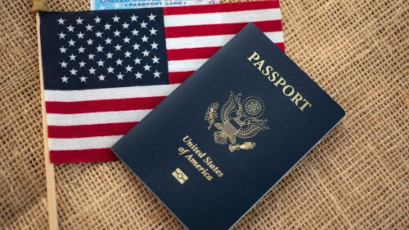 শক্তিশালী পাসপোর্টের তালিকায় শীর্ষ ১০ থেকে বাদ যুক্তরাষ্ট্র শক্তিশালী পাসপোর্টের তালিকায় শীর্ষ ১০ থেকে বাদ যুক্তরাষ্ট্র
