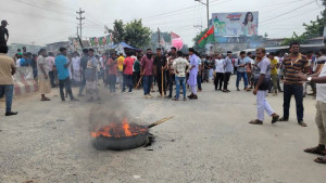 ইউপিডিএফ সমর্থিত তিন সংগঠনের ডাকে খাগড়াছড়িতে আধাবেলা অবরোধ