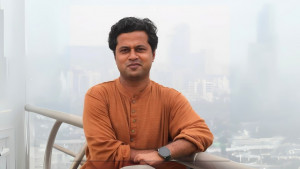 বাংলাদেশে ভোটের তারিখ অজানা, নেপালে শপথ নিয়েই ঘোষণা-এটাই পার্থক্য!