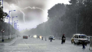 দুপুরের মধ্যেই ঢাকায় বজ্রবৃষ্টির আভাস