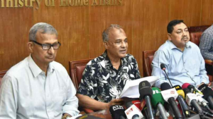 জাতীয় নির্বাচনের সঙ্গে ডাকসু ভোট মিলানো ঠিক হবে না: স্বরাষ্ট্র উপদেষ্টা
