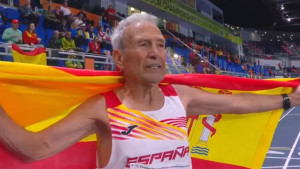 ৯০ বছরেও দৌড়ে বিশ্ব জয়, আলনসোর অবিশ্বাস্য কীর্তি