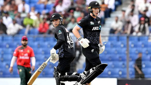 বাংলাদেশকে কঠিন লক্ষ্য দিল কিউইরা