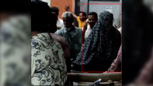 নারী সেজে তেল নিতে গিয়ে ধরা খেল যুবক