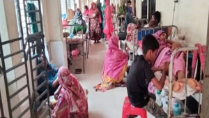 শিশু রোগীর ঢল, হাসপাতালের বারান্দাই শেষ ভরসা