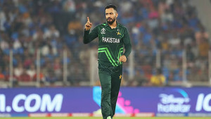 বিশ্বকাপ চলাকালীন কেলেঙ্কারি, চাপে পাকিস্তানি অলরাউন্ডার