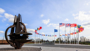 ইরান যুদ্ধ কি ন্যাটোর জন্য হুমকি হয়ে দাঁড়িয়েছে?