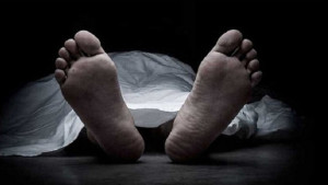 ঘর থেকে ছেলের, রেললাইন থেকে বাবার মরদেহ উদ্ধার