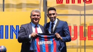 রাফিনিয়া ইস্যুতে ফিফার সমালোচনা করলেন বার্সা সভাপতি