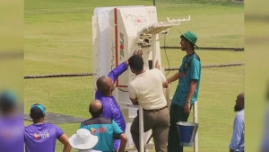 প্রথমবারের মতো বাংলাদেশে স্পিন বোলিং মেশিন, দাম কত