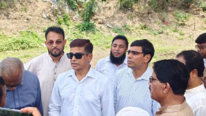 শহীদ জিয়ার স্মৃতিবিজড়িত খাল পরিদর্শন করলেন পানিসম্পদ প্রতিমন্ত্রী