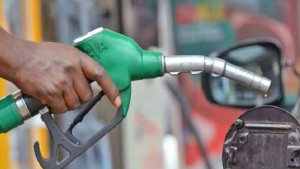 ২ কার্গো এলএনজি ও ১ লাখ মেট্রিক টন ডিজেল কিনবে সরকার